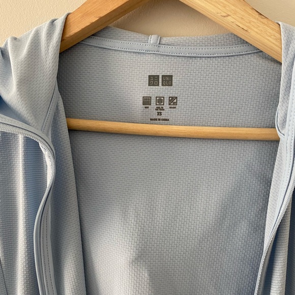 Uniqlo AIRISM mesh hoodie - Picture 5 of 5